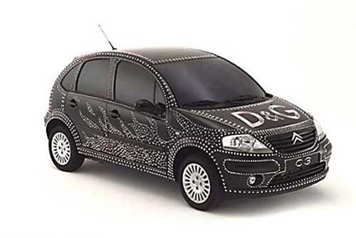 Árverésen a szegecskirály!