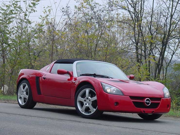 2002-ben az egyes számú élményautó az Opel Speedster volt