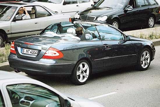 Mercedes CLK kabrió márciusban