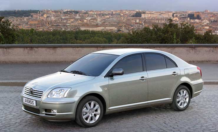 Toyota Avensis 2003 - Csendes forradalom