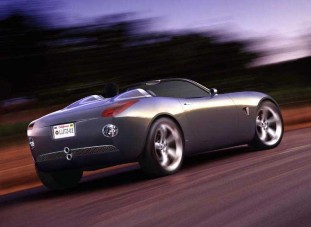 Sportautókkal építi image-ét a GM