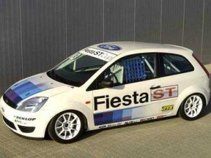 Pályaautó a Ford Fiestából