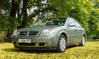 Teszt: Opel Vectra 1.6 Comfort