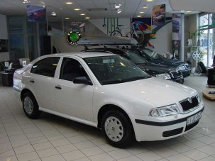 Ajándék járőrautók a budaörsi rendőrségnek