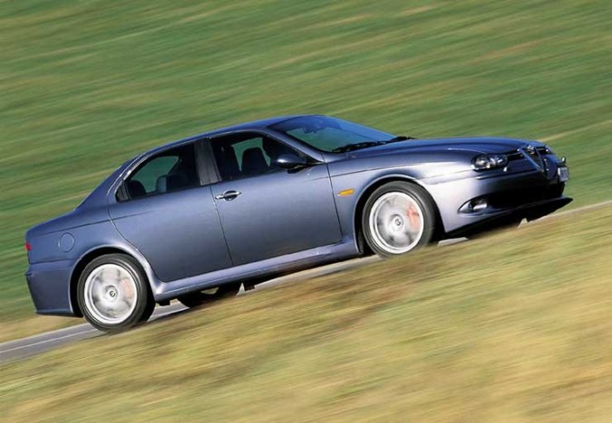 Van feljebb: Alfa 156 GTA 300 lóerővel
