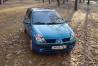 Igazán élvezetes az 1.2-es Clio vezetése, a motor bírja a pörgetést, a hangja sem rossz