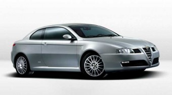 Bemutatkozik az Alfa GT Coupé