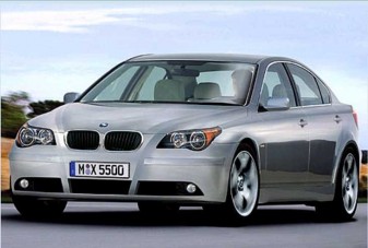 Szeptemberben jelenik meg az új ötös BMW