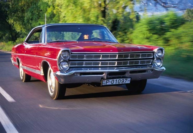 Március elsején oldtimer aukció