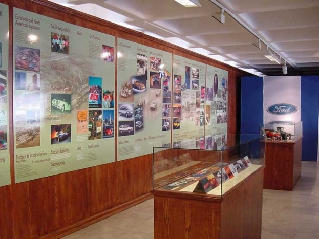 “100 éves a Ford” kiállítás nyílt