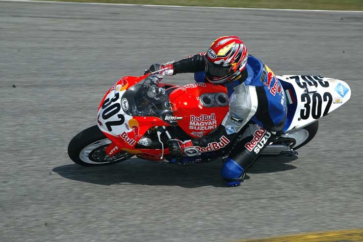 Alig volt lehetőség edzésre a kedvezőtlen időjárás és kisebb műszaki hibák miatt