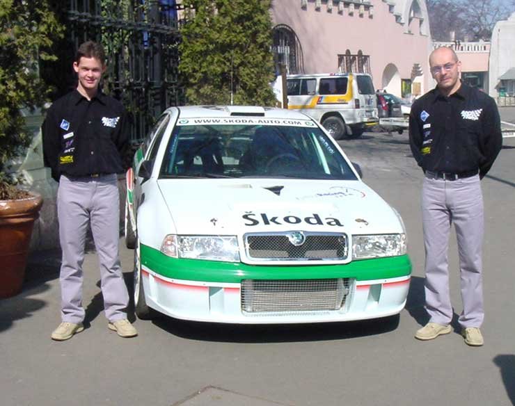 7512_71215_1000x700.jpg | Vezess | Vezess Tíz-tizenegy WRC várható a hazai bajnokságban, Borsiék szeretnének az év végén az ötödik-hatodik helyen végezni. Balról Diebel András, jobbról Borsi Gergely látható