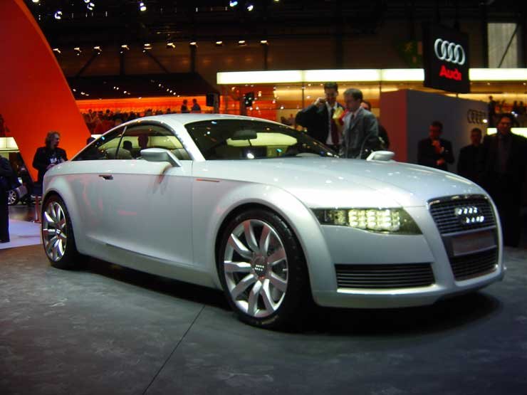 600 lóerős Audi-tanulmány