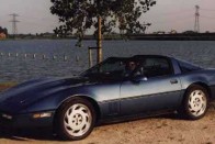 1984-től 1997-ig gyártotta a Chevrolet a Corvette-et. Összesen 358 180 készült el belőle