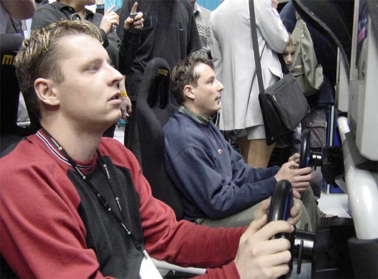 9041_78607_1000x700.jpg | Vezess | Vezess Szimulátoron is megmutatta Janika, hogy hogyan is vezet