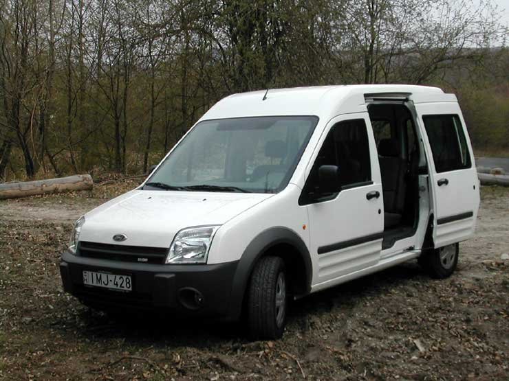 Vezettük: Ford Tourneo/Transic Connect  Üveges, dobozos