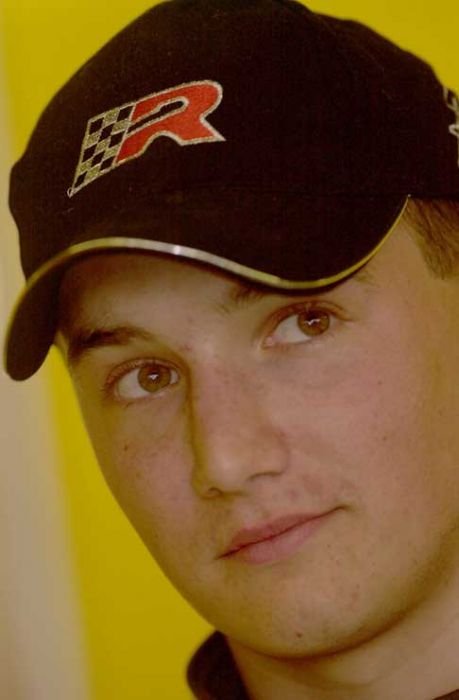 Frank Diefenbacher szerint az egyenesekben nem csökken a különbség a BMW-k és az Alfák, illetve a Toledók között, de összességében érzékelhető javulást vár önmagától és a Seattól