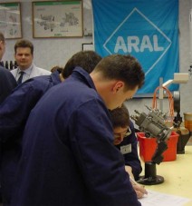 Aral autótechnikai vetélkedő