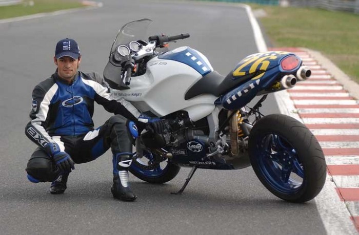 Magyar versenyző a BMW Boxer Kupában