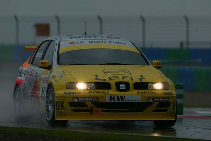 A Seatnak nem volt módja kiismerni az autót vizes pályán, ráadásul Magny-Cours hosszú egyenesei sem kedveztek a Toledo Cupráknak, mégis pontot szerzett a spanyol csapat