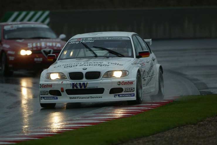 Jörg Müller mindkét futamot megnyerte, 33 pontjával ő vezet az EB összesített versenyben