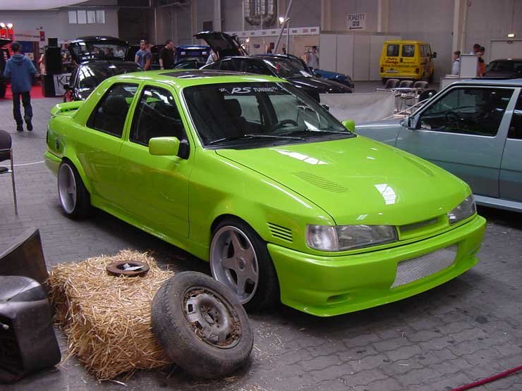 Tuning & Stereo show 2003 6