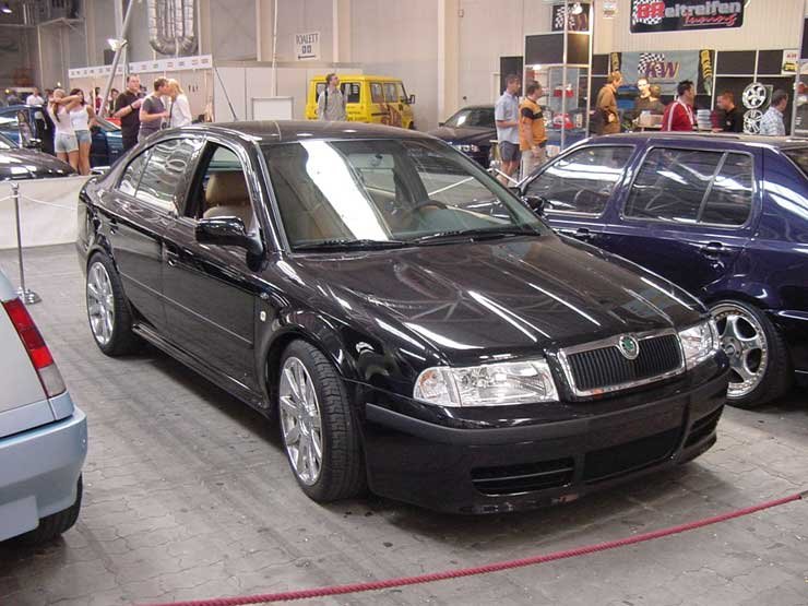 Tuning & Stereo show 2003 8