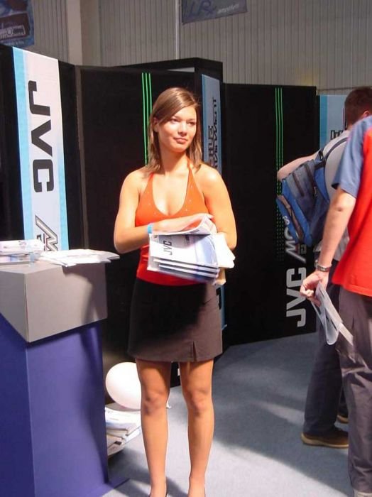 Tuning & Stereo show 2003 23