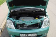 Teszt: Opel Meriva 1.6 16V 23