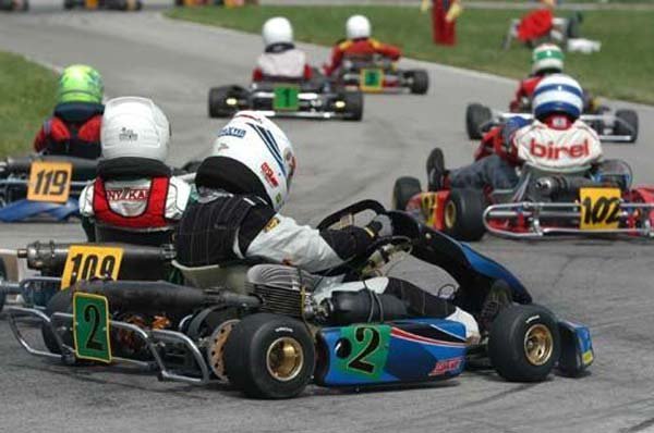 A nemzetközi kiírásnak köszönhetően sok külföldi versenyző állt rajthoz egy-egy futamban