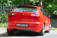 Nem a plusz 30 lóerő miatt tarozik más kategóriába a Cupra R, mint a többi turbós Leon