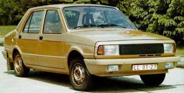 VW Jetta I utánérzésnek gondolnánk, de a Wartburg 610 már 1975-ben készen volt