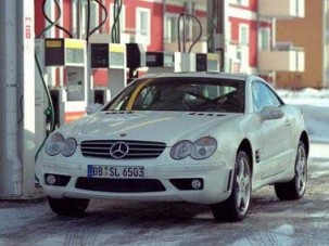Közeledik a 612 lóerős SL Mercedes bemutatása