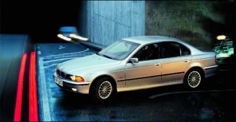 Alig lopják a BMW-ket