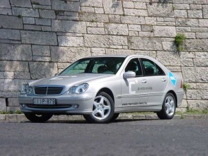 Teszt: Mercedes-Benz C320 4Matic 