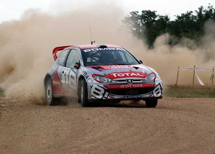 8625_77095_1000x700.jpg | Vezess | Vezess Tóthék nagy csatát vívtak a győzelemért a fordos Benik-Somogyi duóval, ám végül be kellett érniük a 15 pontot jelentő második hellyel. Így az Ifj. Tóth-Tóth kettős csak negyedik a bajnoki összesítésben