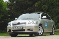 Teszt: Toyota Avensis 1,8 Sol Elegant 33