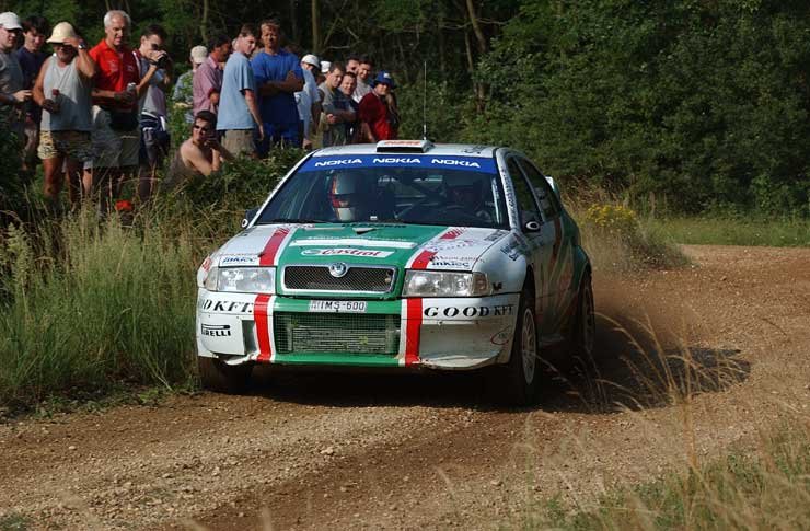 Szabó  Gergő még nem ért célba Budapest Ralin, most a győzelemre is esélyes 