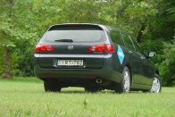 Teszt: Honda Accord Tourer 2.0 Comfort – Veszélyben a nagyok 26