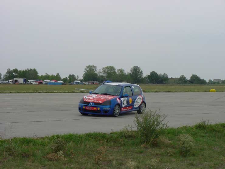 A széles kifutók tökéletes helyszínül szolgáltak a versenynek 