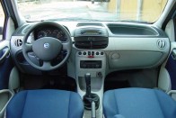 Teszt: Fiat Punto 1.3 JTD Active – Sportos ketyegő 27