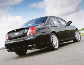 MG ZT 260 - V8-as Ford motorral