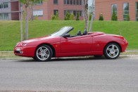 Teszt: Alfa Spider 3.2 V6  24V – Dzsigoló 29