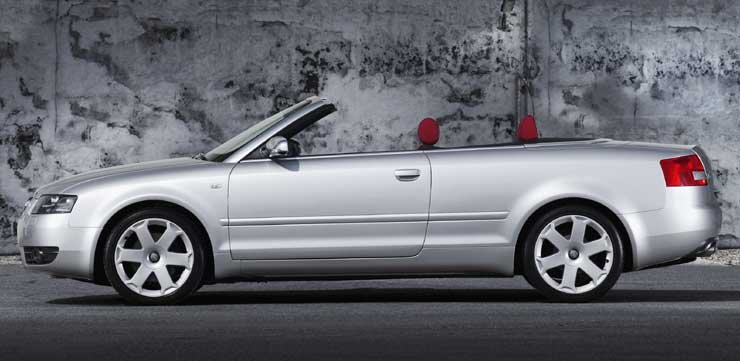 Váltótól függően 5,9 vagy 6,2 másodpercig tart a 100-as sprint