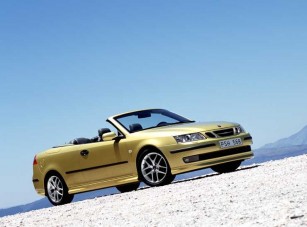 Saab újdonságok: 9-3 GM motorral, új szalon, új kabrió