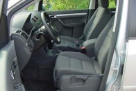 Teszt: Volkswagen Touran 1.9 TDI – Biztos pont 28