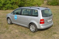 Teszt: Volkswagen Touran 1.9 TDI – Biztos pont 34