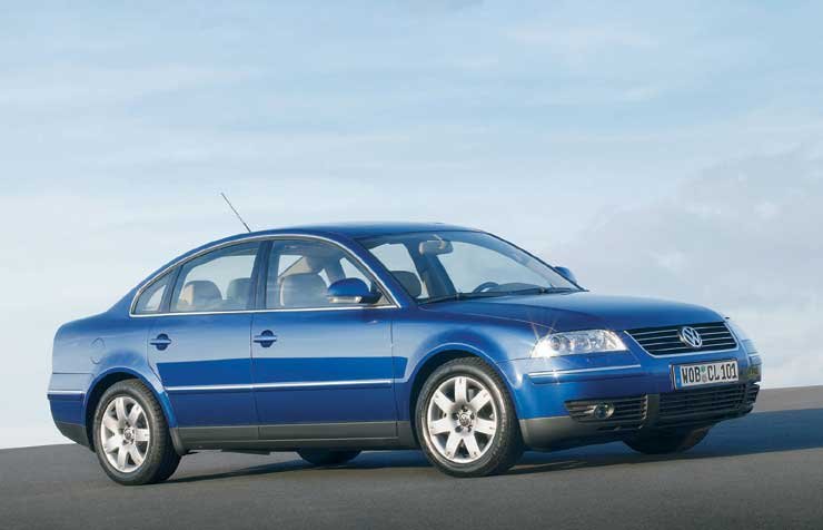 Megfiatalodik a Volkswagen Passat és a Sharan