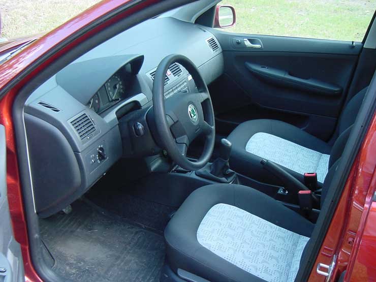 Összehasonlító teszt: Peugeot 206 1.4 HDi – Skoda Fabia 1.4 TDI 15