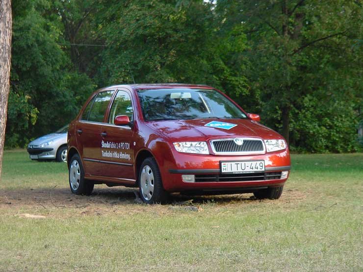 Összehasonlító teszt: Peugeot 206 1.4 HDi – Skoda Fabia 1.4 TDI 21